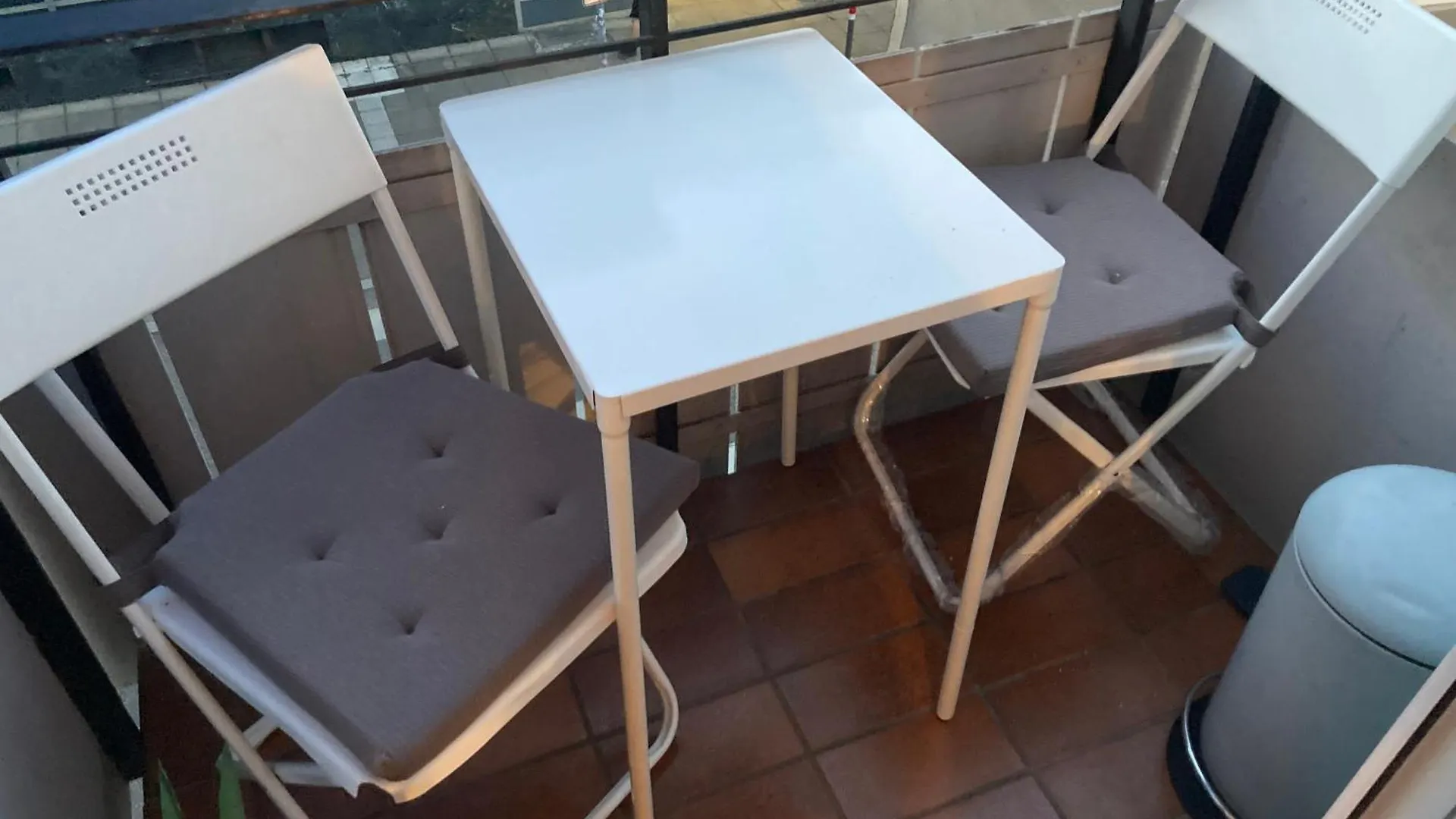 Schoene 1 Zimmer Wohnung Mit Balkon Am Feuersee Stuttgart