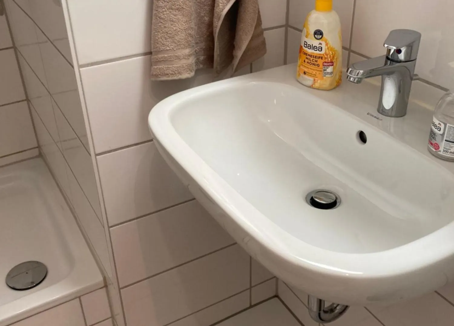 Apartman Schoene 1 Zimmer Wohnung Mit Balkon Am Feuersee Stuttgart Németország